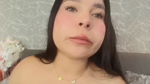 Mia Roux online show from January 2025 01:21:02 AM