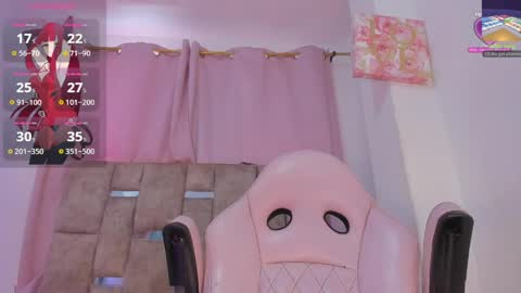 Snapshot of mia_royal chatting on April 2026 05:14:02 PM mia_royal online show from April 2026 05:14:02 PM