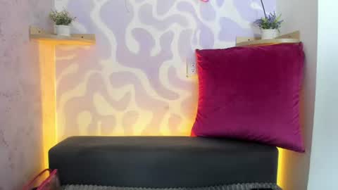 Snapshot of mia_scarlet7 chatting on June 2026 01:22:01 PM Mia . online show from June 2026 01:22:01 PM