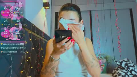 Snapshot of mia_sirenia chatting on January 2025 12:06:02 PM Mia online show from January 2025 12:06:02 PM