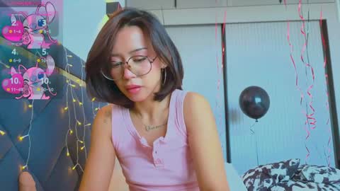 Snapshot of mia_sirenia chatting on January 2025 07:25:02 AM Mia online show from January 2025 07:25:02 AM