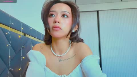 Snapshot of mia_sirenia chatting on February 2025 06:51:02 AM Mia online show from February 2025 06:51:02 AM