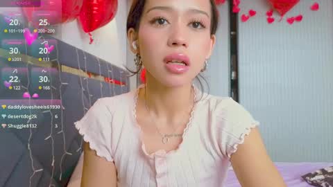 Snapshot of mia_sirenia chatting on February 2025 09:30:02 AM Mia online show from February 2025 09:30:02 AM