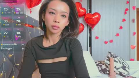 Snapshot of mia_sirenia chatting on February 2025 06:34:01 AM Mia online show from February 2025 06:34:01 AM