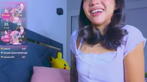 Snapshot of mia_sirenia chatting on October 2025 07:23:01 PM Mia online show from October 2025 07:23:01 PM