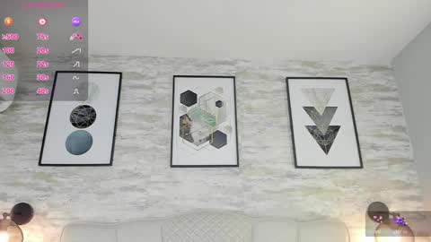 Mia online show from February 2025 07:23:01 AM