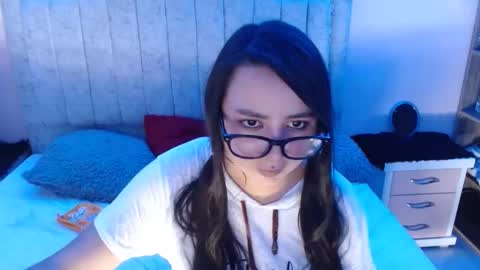mia_smithl online show from December 2024 08:54:02 AM