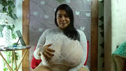 Snapshot of mia_squirt_big chatting on April 2026 06:27:02 AM Mia squirt big INDEPENDENT MODEL...ONLYFANS online show from April 2026 06:27:02 AM