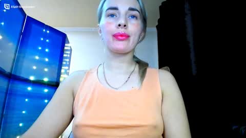 Mia. online show from January 2025 08:30:02 PM