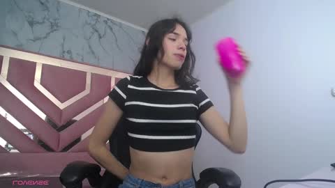 mia_swift_ch online show from October 2025 03:18:01 AM