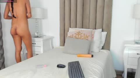 mia_tentacion__ online show from May 2026 12:07:01 AM