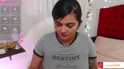 Mia  online show from September 2025 02:02:01 AM