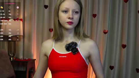 Snapshot of mia_vebes chatting on February 2025 03:03:01 PM Mia online show from February 2025 03:03:01 PM