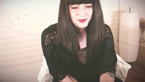 mia_wallase online show from September 2025 09:20:02 AM
