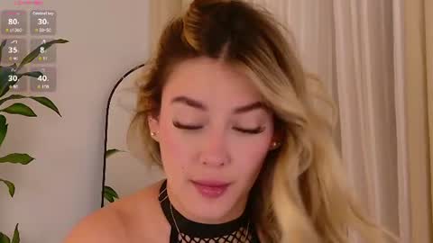 Mia White  online show from July 2026 02:36:02 PM