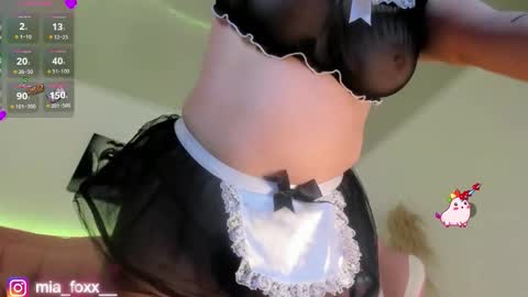 Snapshot of miaa_foxx_ chatting on February 2026 11:03:02 PM Mia online show from February 2026 11:03:02 PM