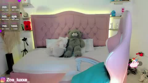 Snapshot of miaa_foxx_ chatting on May 2026 09:19:01 PM Mia online show from May 2026 09:19:01 PM