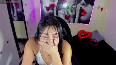 Snapshot of miaa_scott chatting on May 2026 07:00:02 PM online show from May 2026 07:00:02 PM