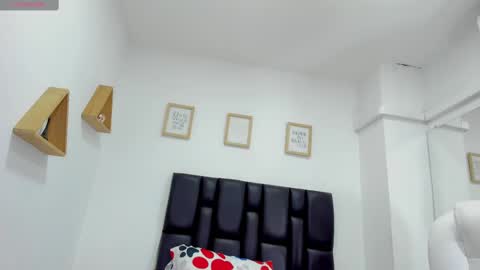 Snapshot of miaa_sofiaa chatting on January 2025 03:56:02 PM mia sofia online show from January 2025 03:56:02 PM