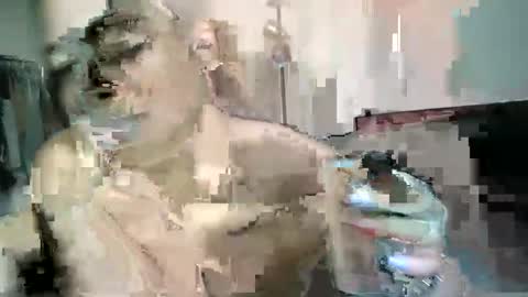 Mia Moji online show from June 2026 12:09:02 PM