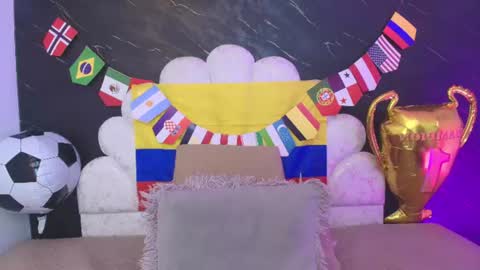 Mia online show from July 2026 12:11:02 PM