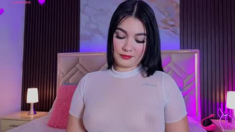 Snapshot of miaafarrel chatting on June 2026 07:04:02 PM Miaa Farrel online show from June 2026 07:04:02 PM