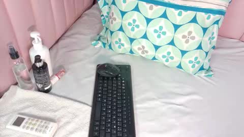 Snapshot of miaaffox chatting on March 2026 03:34:02 AM miaaffox online show from March 2026 03:34:02 AM