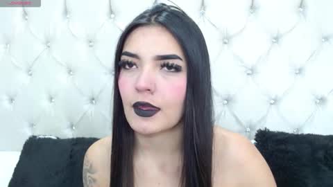 Snapshot of miaasmiith_ chatting on September 2025 12:06:01 PM Alexandra online show from September 2025 12:06:01 PM