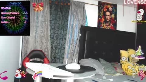 Miaa Thompson INDEPENDENT MODEL online show from December 2024 11:44:01 AM