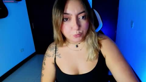 Andrea online show from December 2025 12:14:02 PM