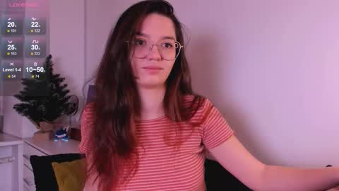 mia online show from December 2025 09:41:02 PM