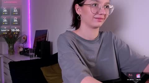 mia online show from March 2026 02:04:02 AM