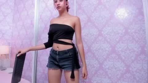 Snapshot of miabloom19 chatting on June 2026 11:53:02 PM Mia online show from June 2026 11:53:02 PM