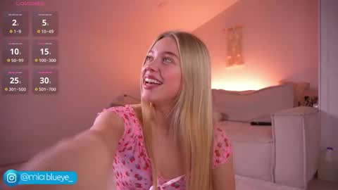 miablueye online show from October 2025 04:49:01 PM