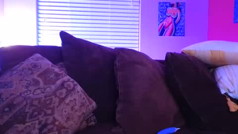 Snapshot of miacanela_xo chatting on December 2024 05:59:02 AM Mia online show from December 2024 05:59:02 AM