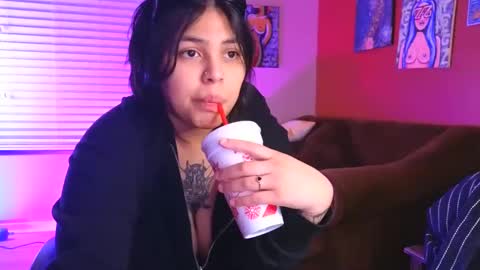 Snapshot of miacanela_xo chatting on December 2024 03:41:01 AM Mia online show from December 2024 03:41:01 AM