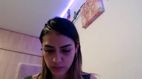 Snapshot of miacollings1 chatting on June 2026 03:25:01 AM Miia online show from June 2026 03:25:01 AM