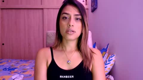 Snapshot of miacollings1 chatting on July 2026 04:45:01 AM Miia online show from July 2026 04:45:01 AM