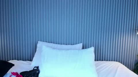 Snapshot of miacollson chatting on April 2026 02:15:02 AM mia online show from April 2026 02:15:02 AM