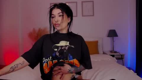 Snapshot of miacute4u chatting on March 2026 06:11:01 PM miacute4u online show from March 2026 06:11:01 PM