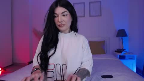 Snapshot of miacute4u chatting on April 2026 05:10:01 PM miacute4u online show from April 2026 05:10:01 PM