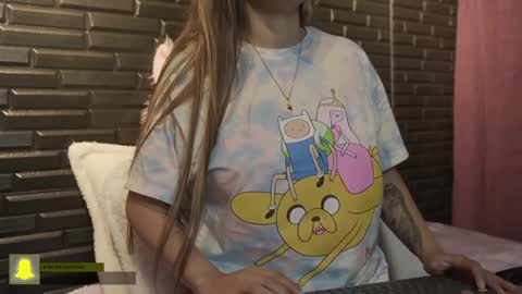 Mia online show from January 2025 06:33:02 AM