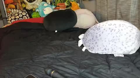 Mia Love online show from February 2025 09:10:02 AM