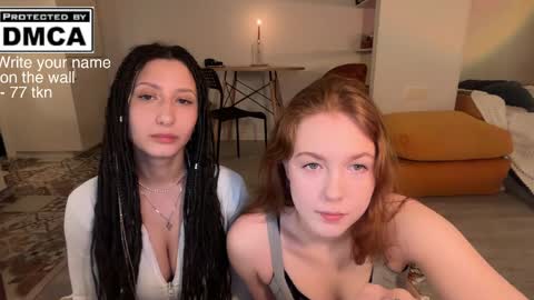 Snapshot of miafleur chatting on April 2026 10:51:02 PM Mia online show from April 2026 10:51:02 PM