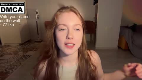 Snapshot of miafleur chatting on April 2026 10:05:02 PM Mia online show from April 2026 10:05:02 PM