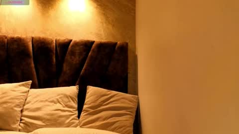 miagomezx online show from February 2026 08:10:02 PM