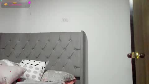 Snapshot of miagonzal chatting on October 2025 02:01:01 AM Mia online show from October 2025 02:01:01 AM