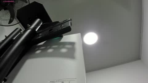 Snapshot of miah_bigboobs chatting on March 2025 10:57:01 AM Miah Collins online show from March 2025 10:57:01 AM