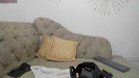 Snapshot of miah_bigboobs chatting on September 2025 07:58:02 PM Miah Collins online show from September 2025 07:58:02 PM