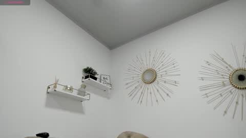 Snapshot of miah_bigboobs chatting on October 2025 11:18:02 AM Miah Collins online show from October 2025 11:18:02 AM